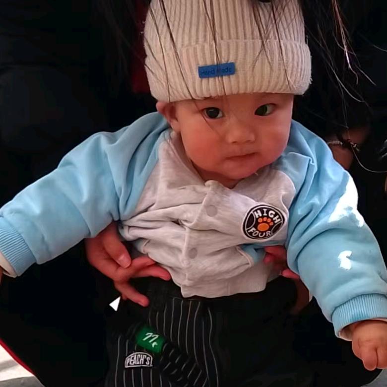 远嫁新手宝妈独自带娃日常