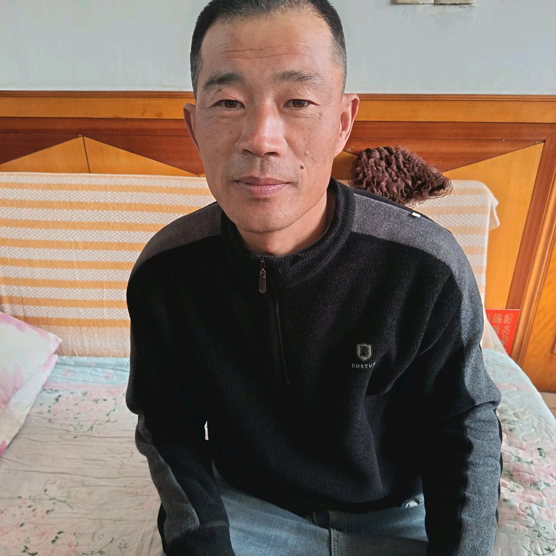 虎弟，农村人，里的陈华