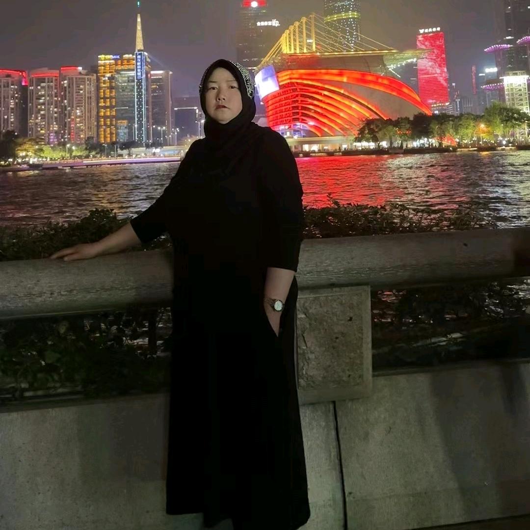 山上的夕月