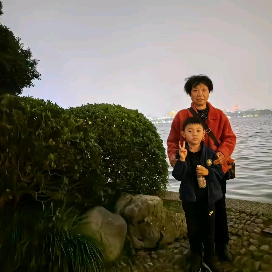 厚德载物001
