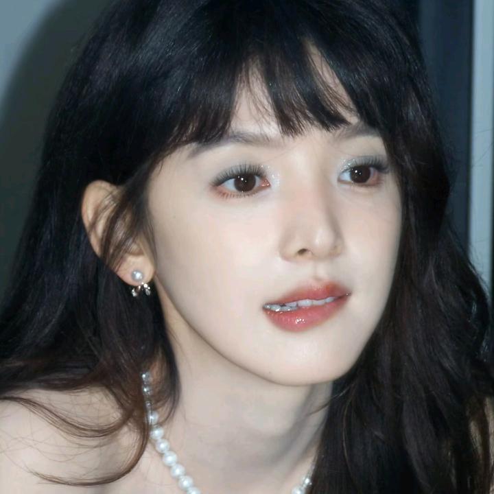 林林.