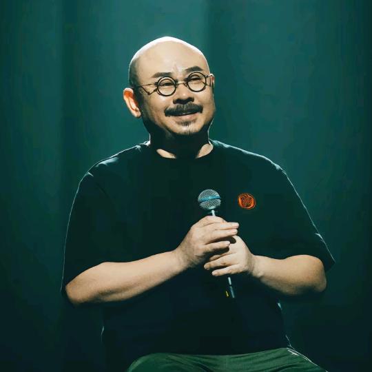 晏春