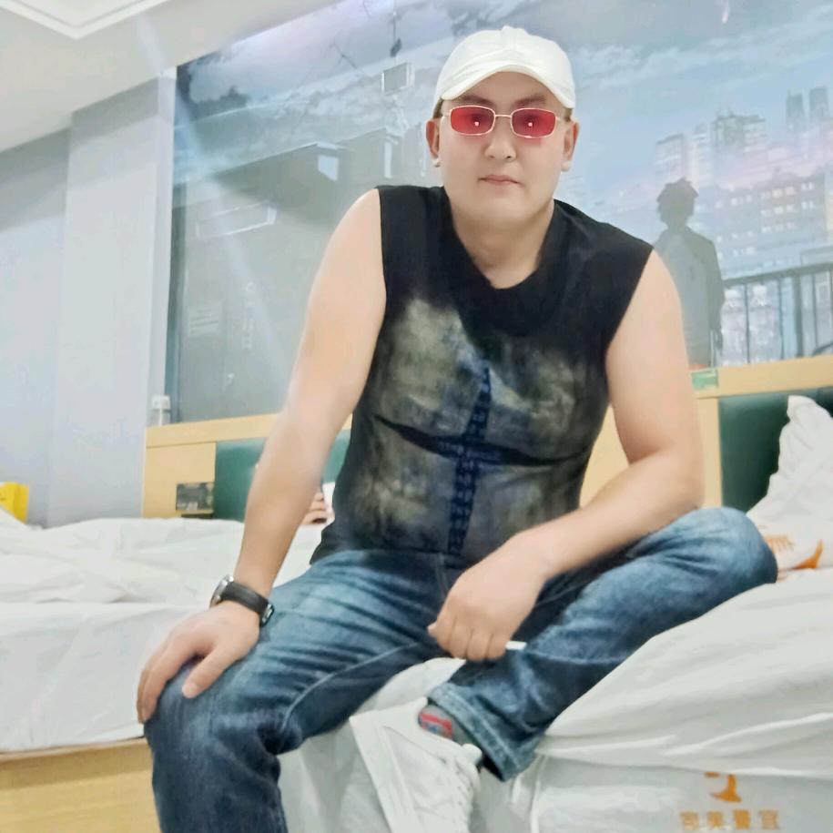 阿👁  先生广州