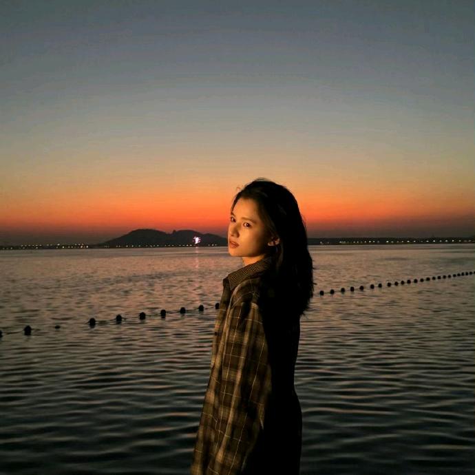 通讯录好友关注了你