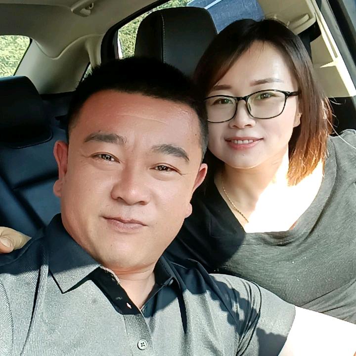 很哇塞的小女人