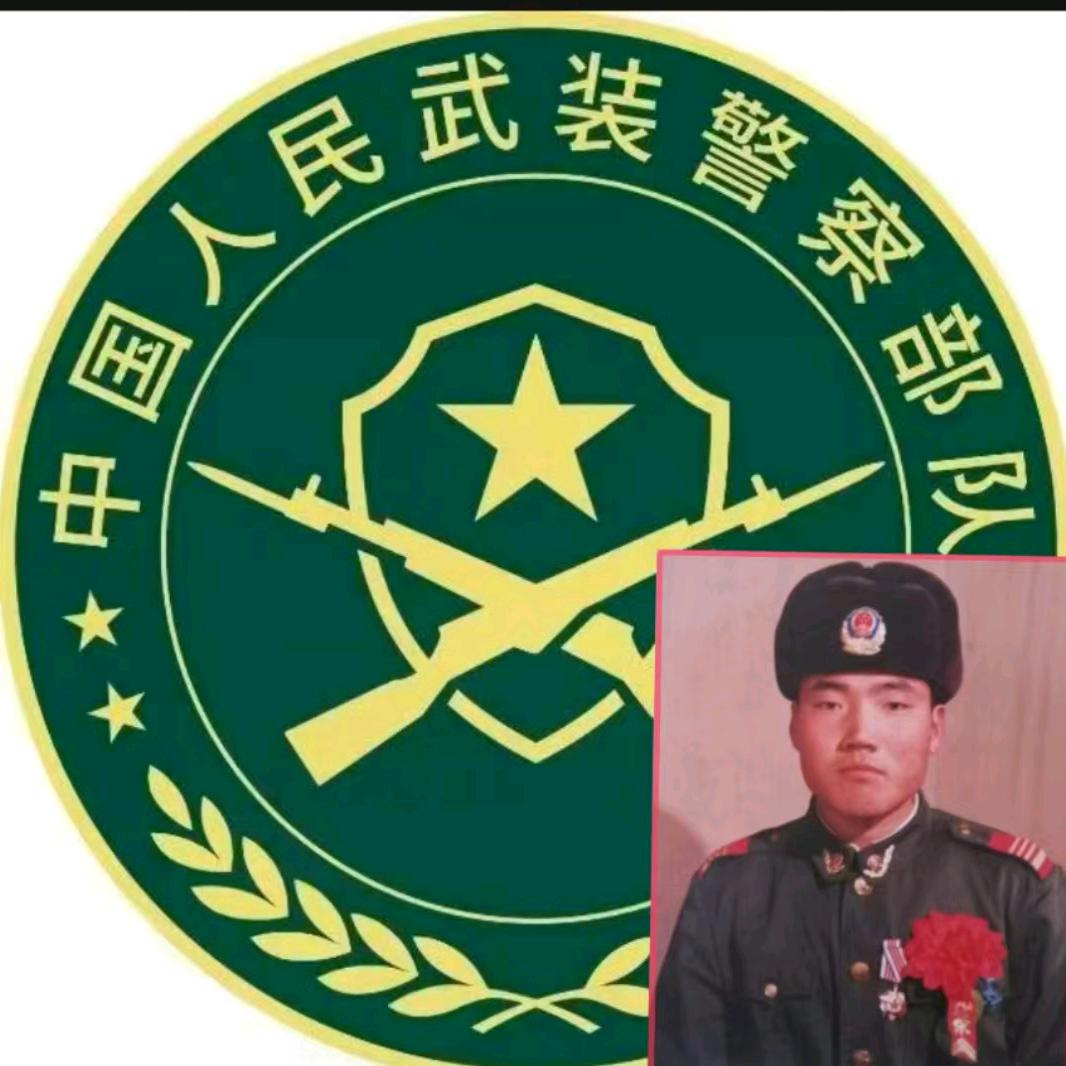 穿过绿军装的人，