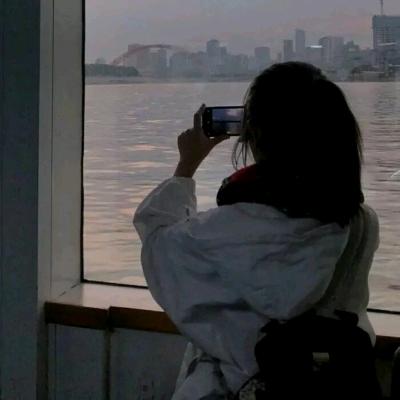 洛米.