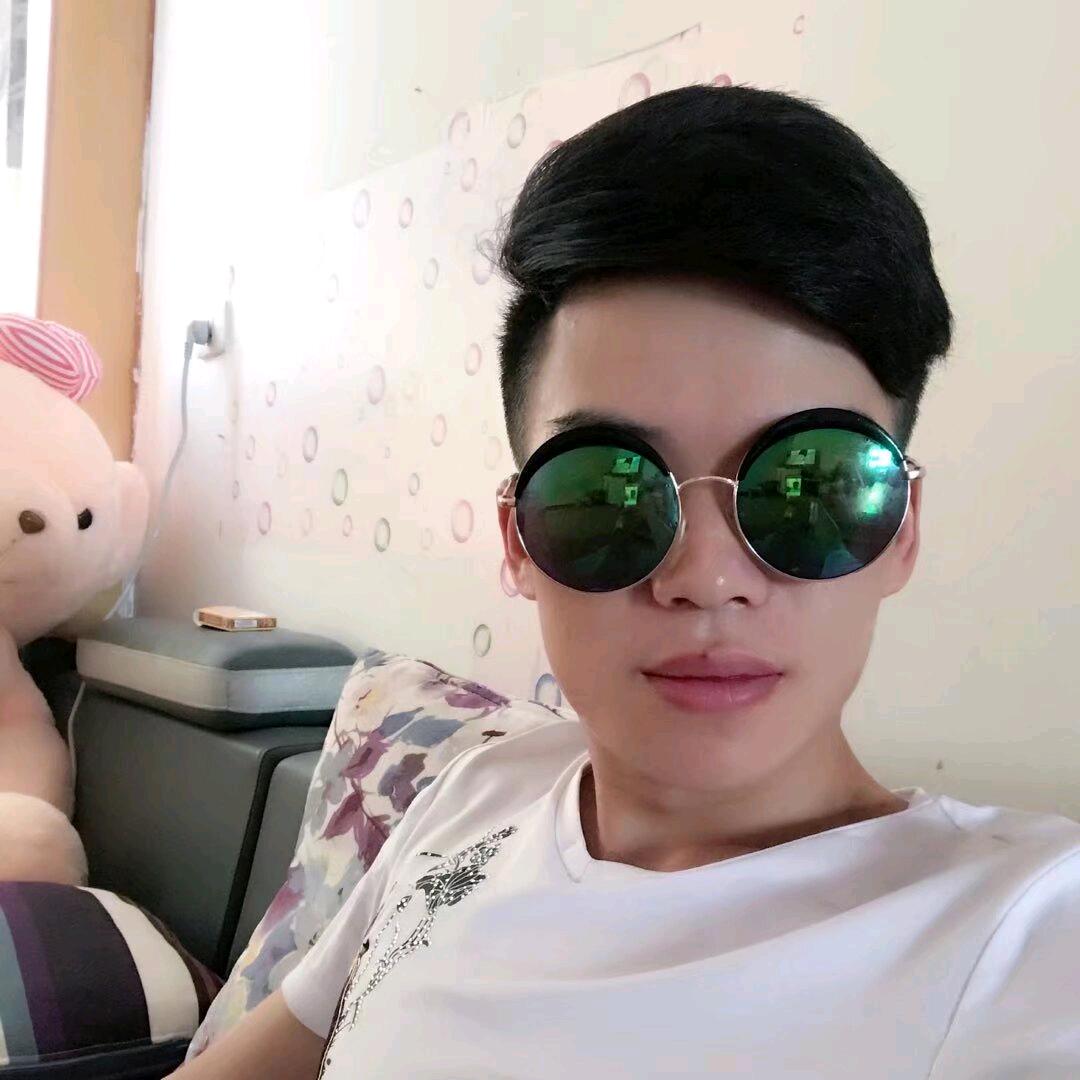 红尘中一粒沙（曉衛）