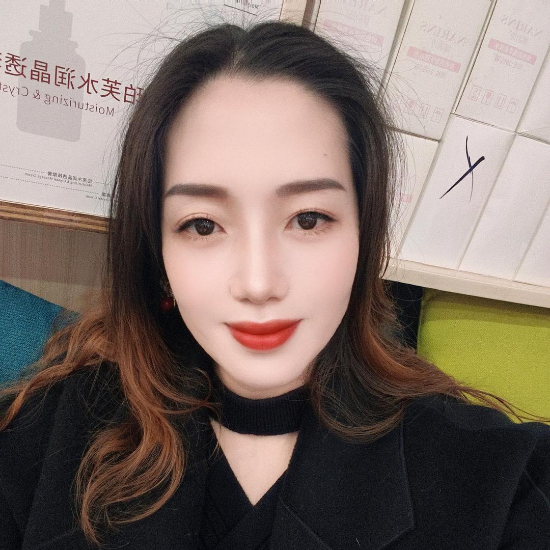 奥特曼和白玫瑰2020