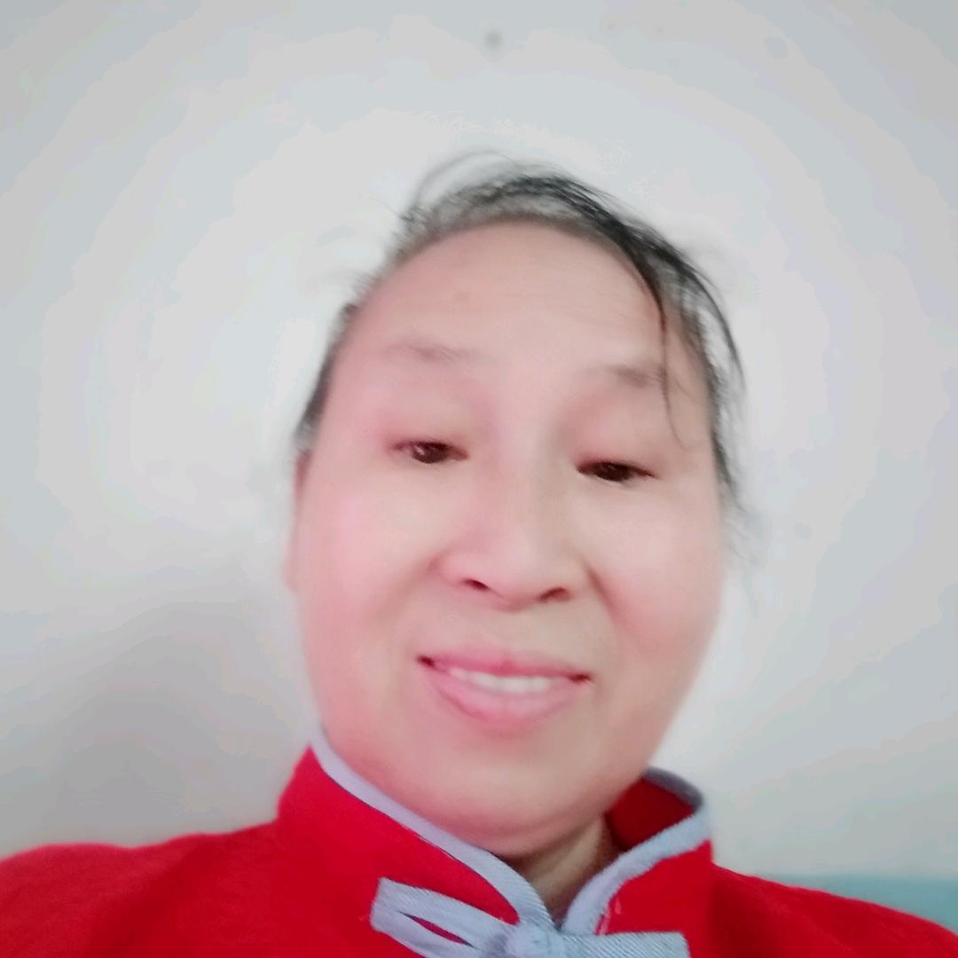 何贤群