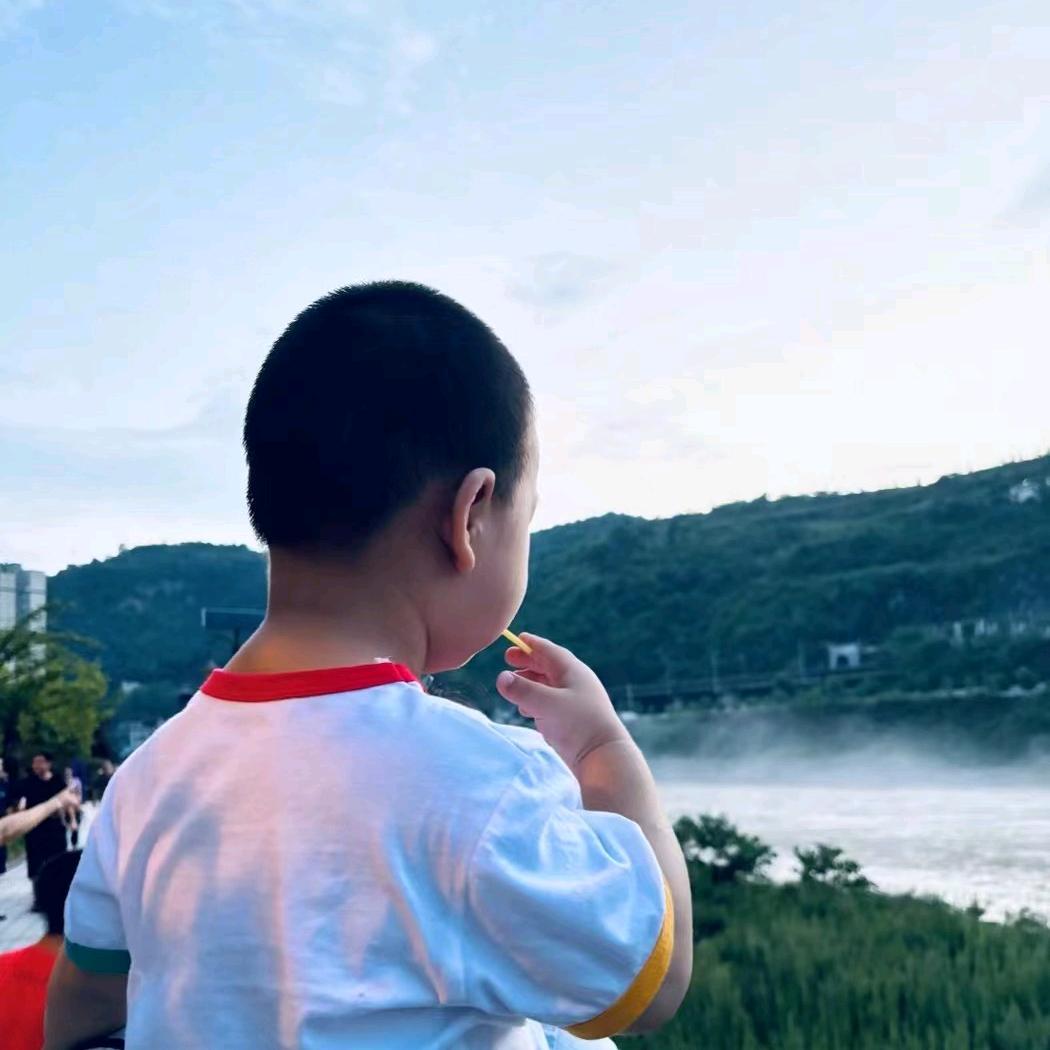 小赵哥哥