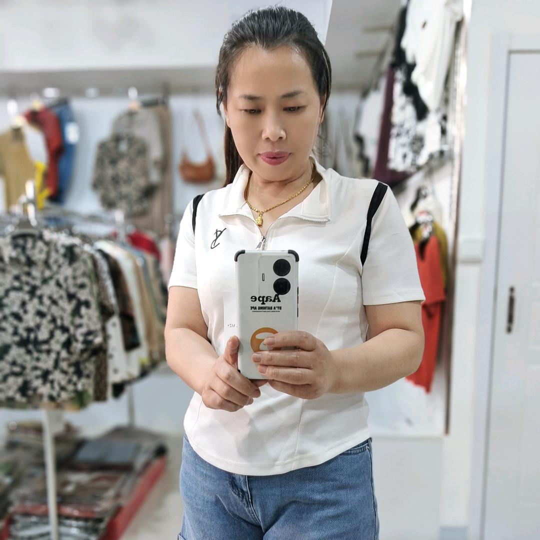 A华美服装张夏店--梅