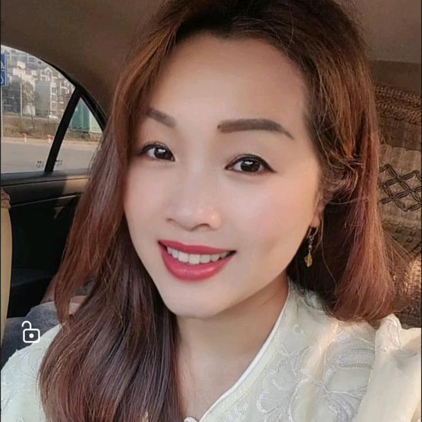 百色女教练