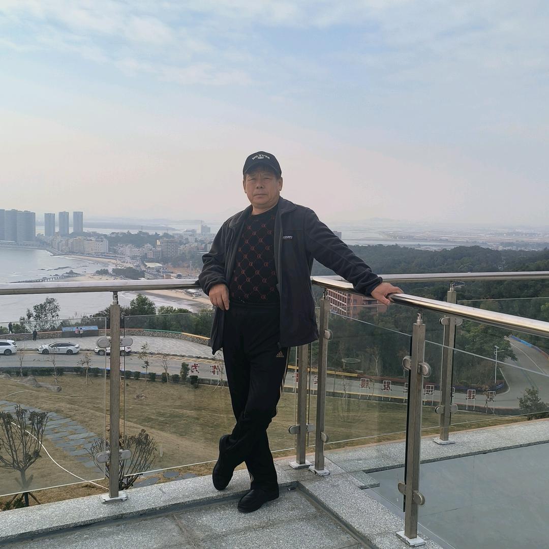 满洲里春哥(二大爷)