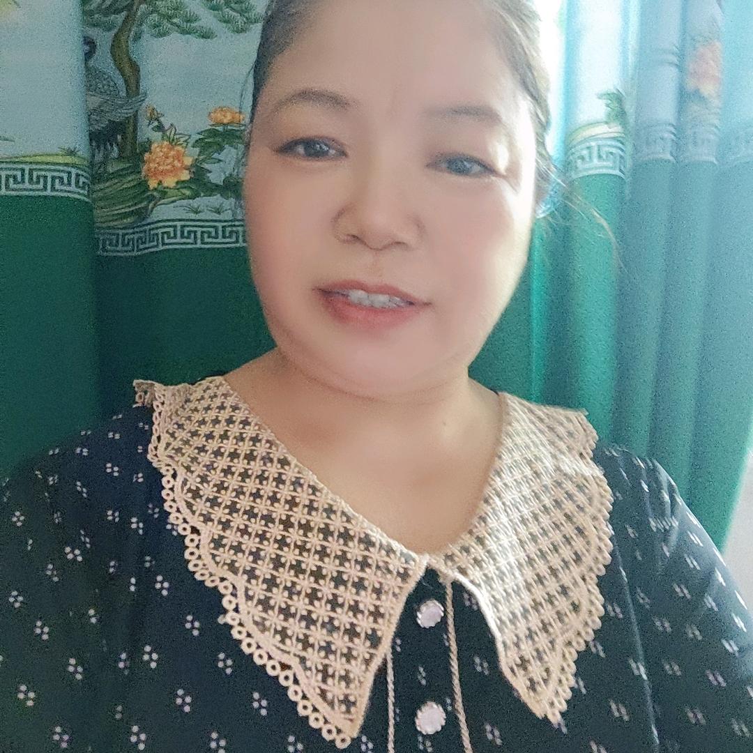 幸福大姐姐，每晚八点十分直播，