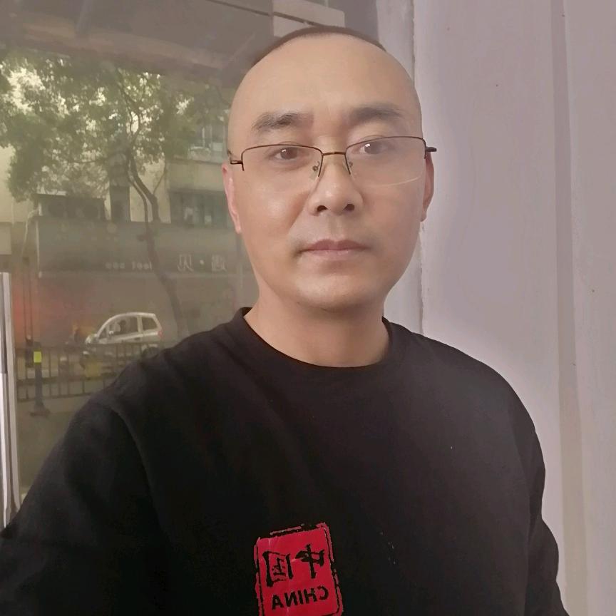 周哥