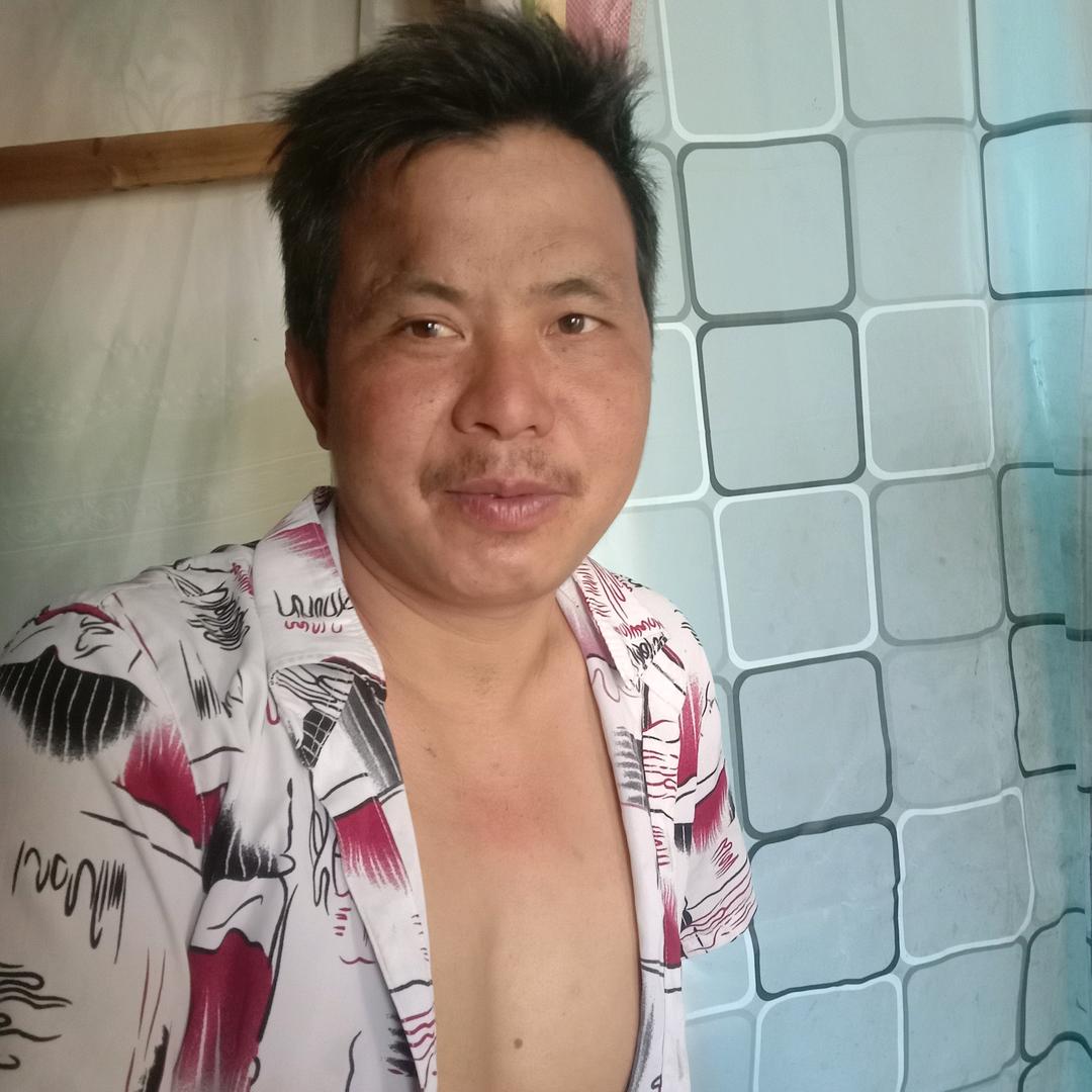 本人单身   找一个 有缘人