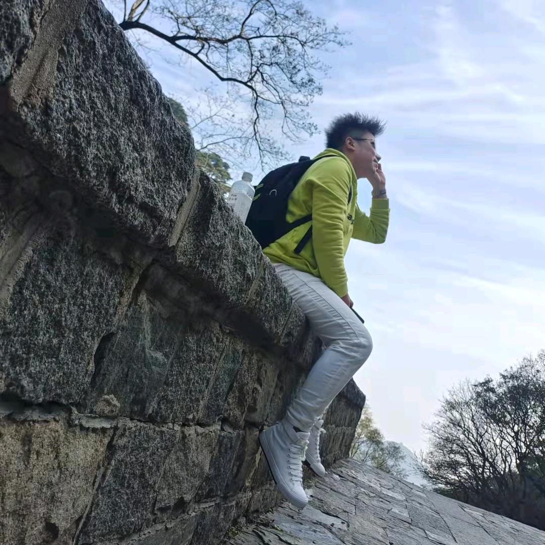 小崔不吹
