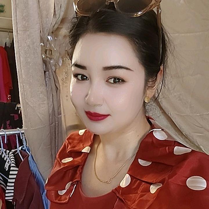 阿尔祖衣服店