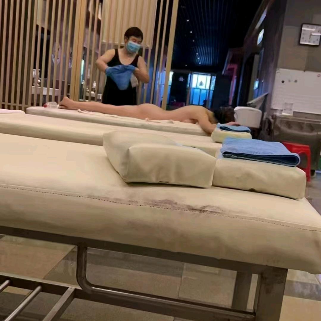 一道清泉入花芯