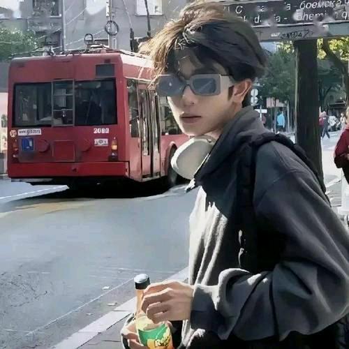 在想啥啊！
