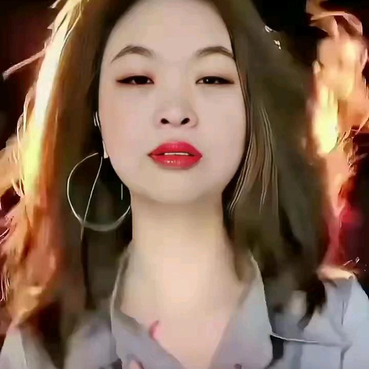 两个小孩的宝妈@睌上7开直播