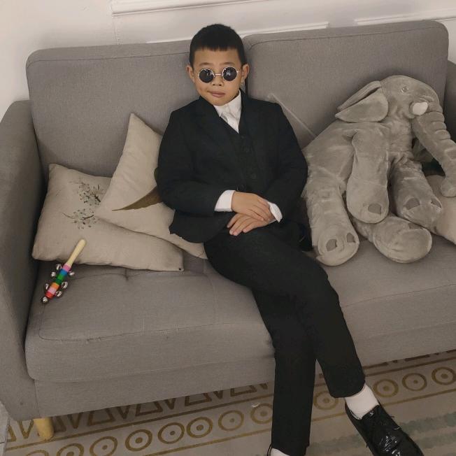 涅槃𩩳苼( ㊖ _ ㊖ )