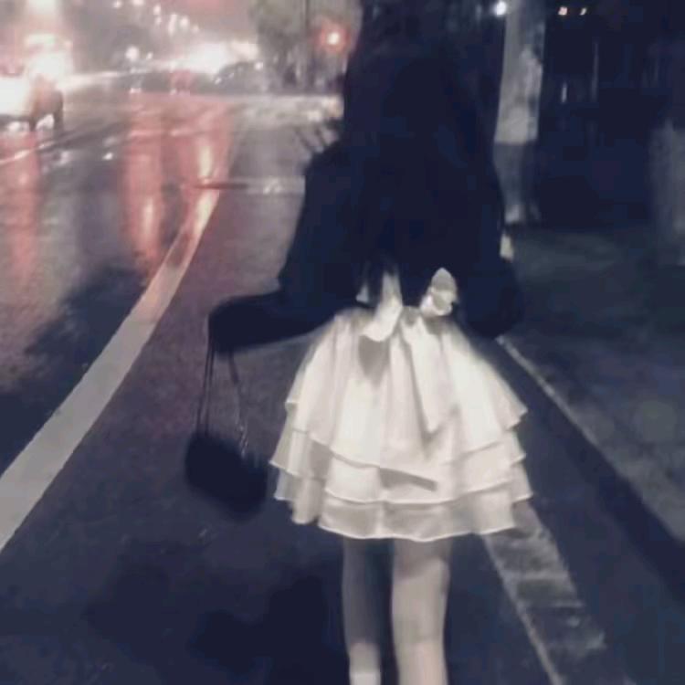 茉莉雨头像