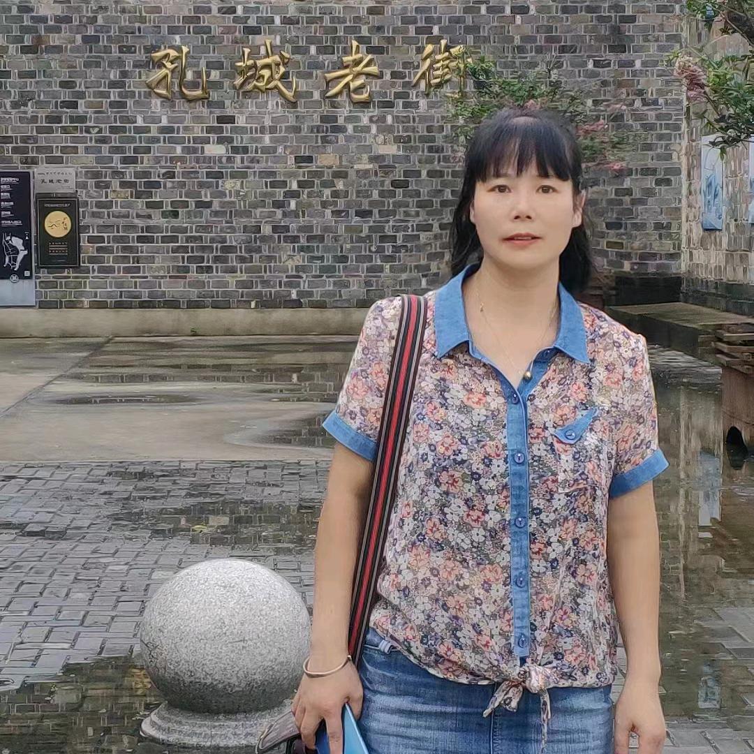 一帘幽梦窗帘，艾是墙布