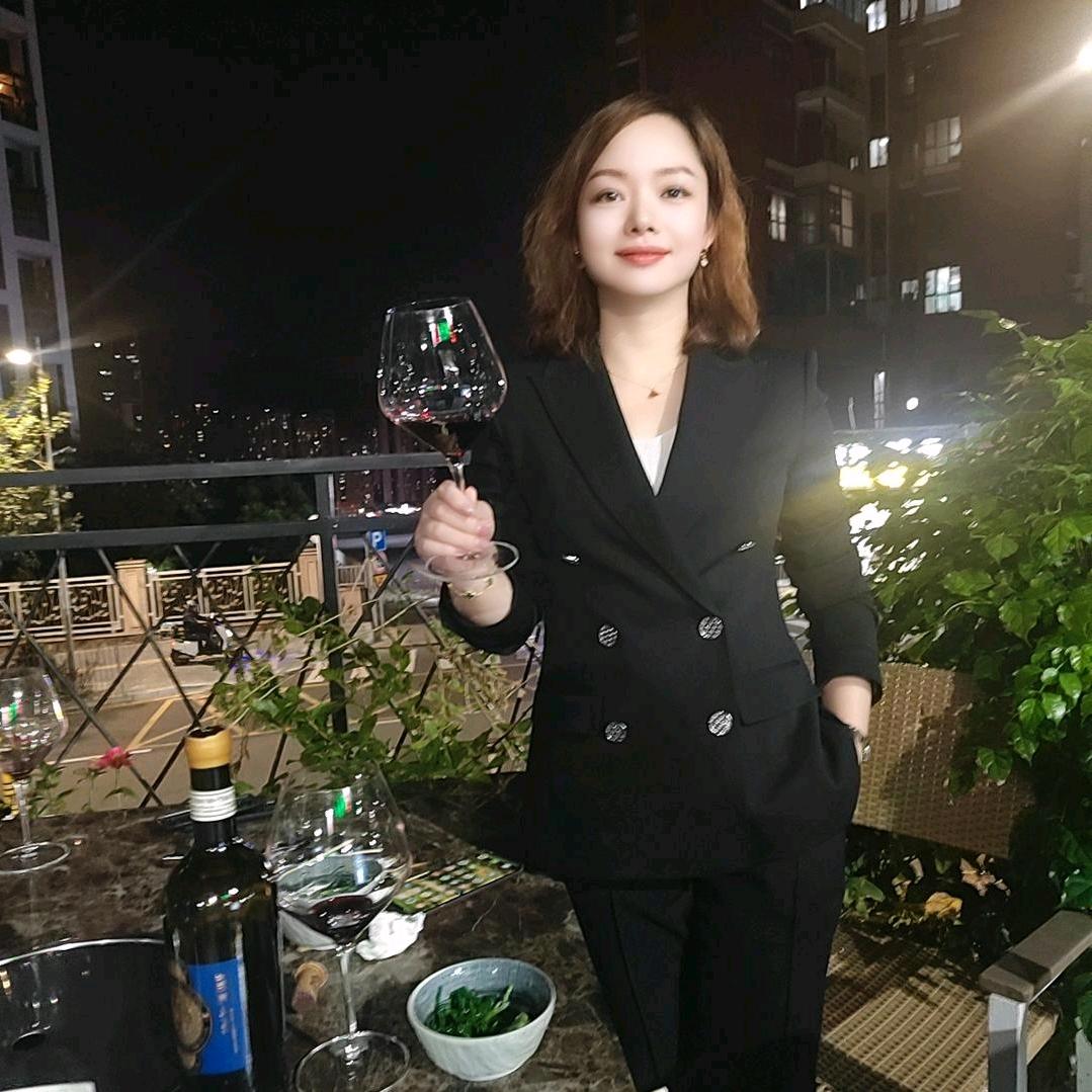 森炎泰詹蓉婷