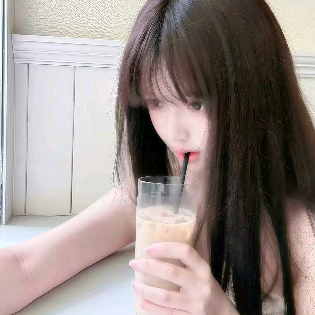 EiUuu∵