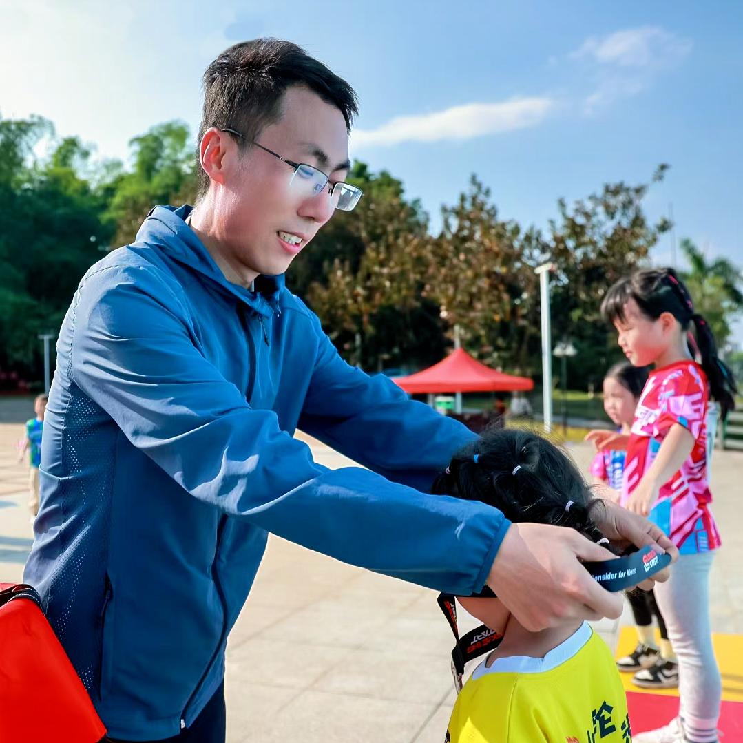 滑启西北-轮滑、滑冰-大鹏