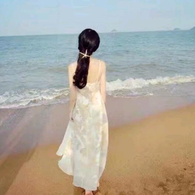 一墨半城华