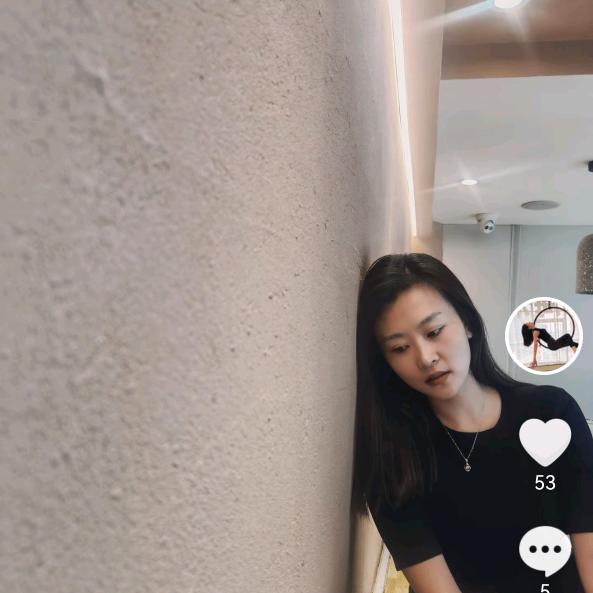 一抹微笑