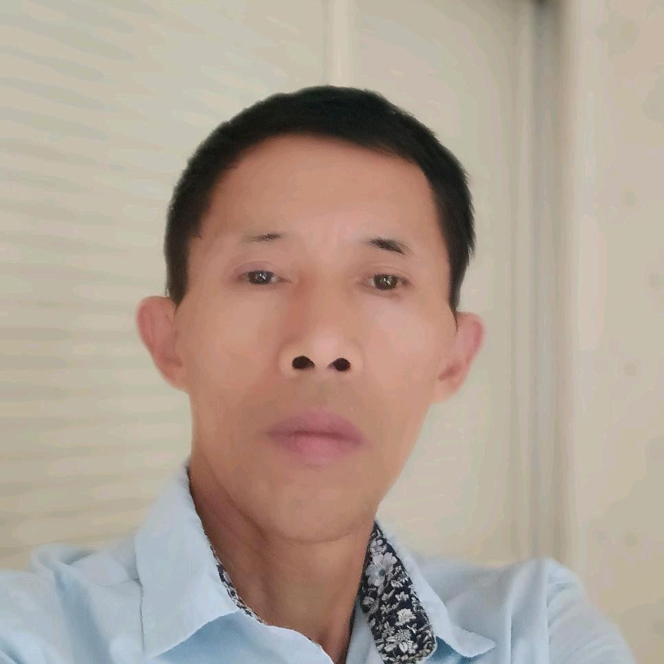 刘明