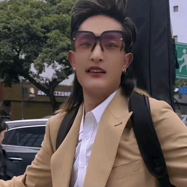 贡嘎仁青小号