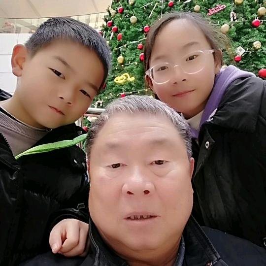 程西荣