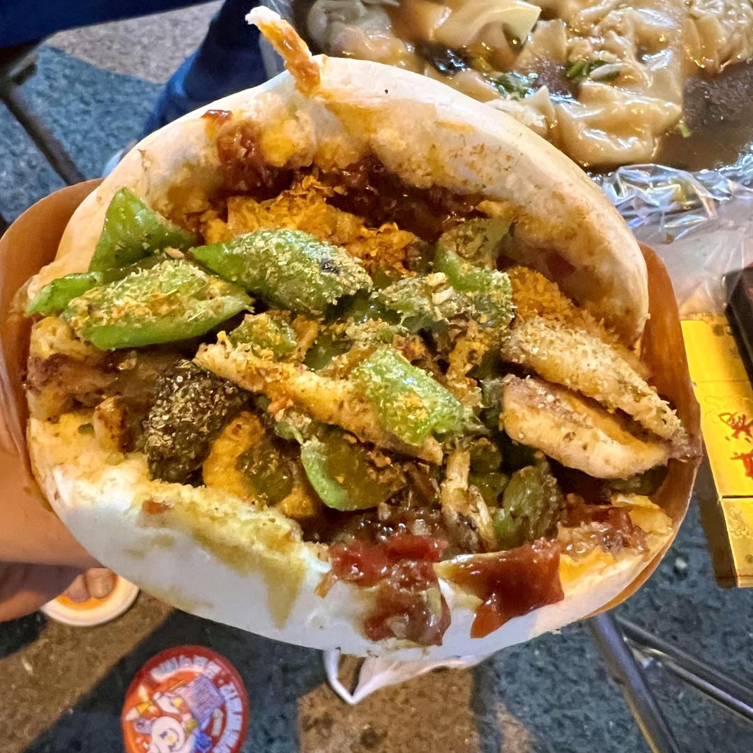 辣子夹馍   肉夹馍