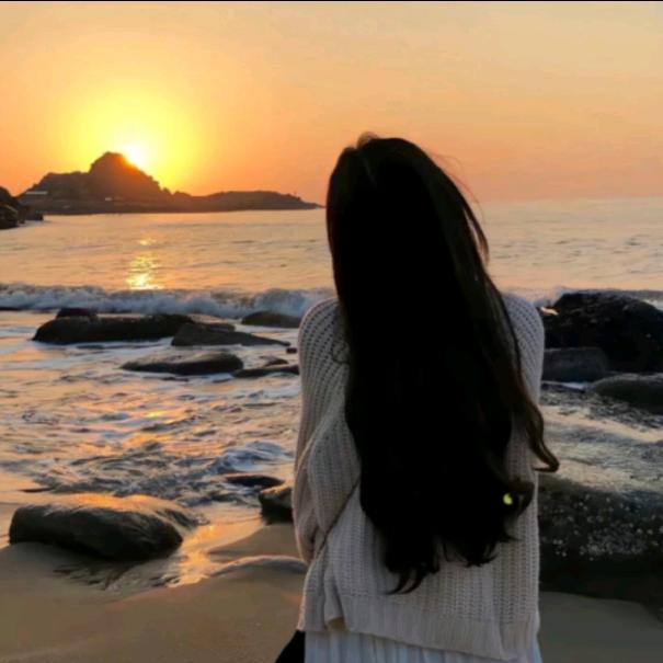 👑jiu月（念nuo)