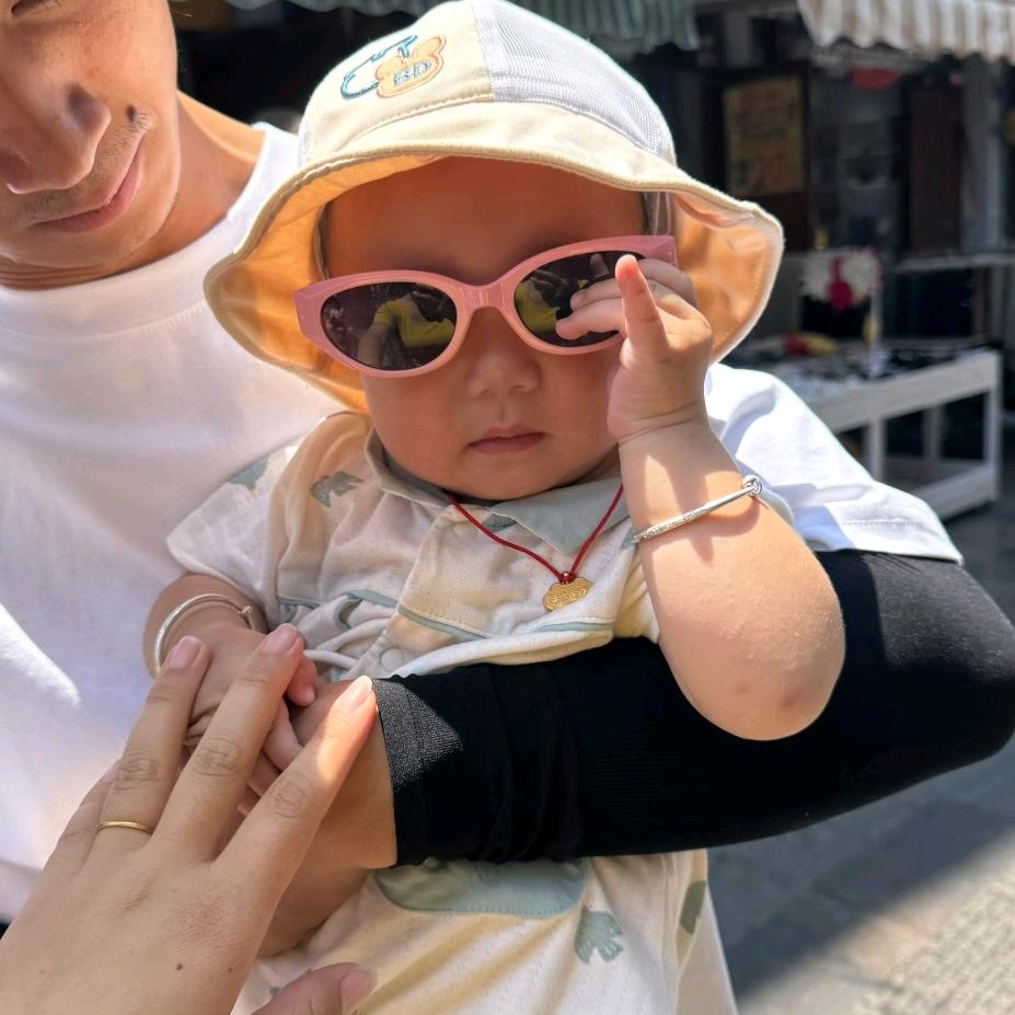 小小怡