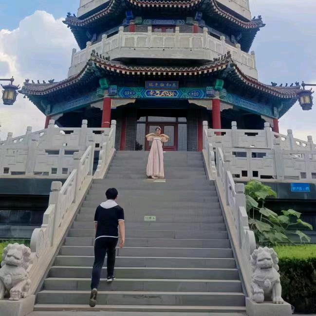呜哇呜哇哇呜哇