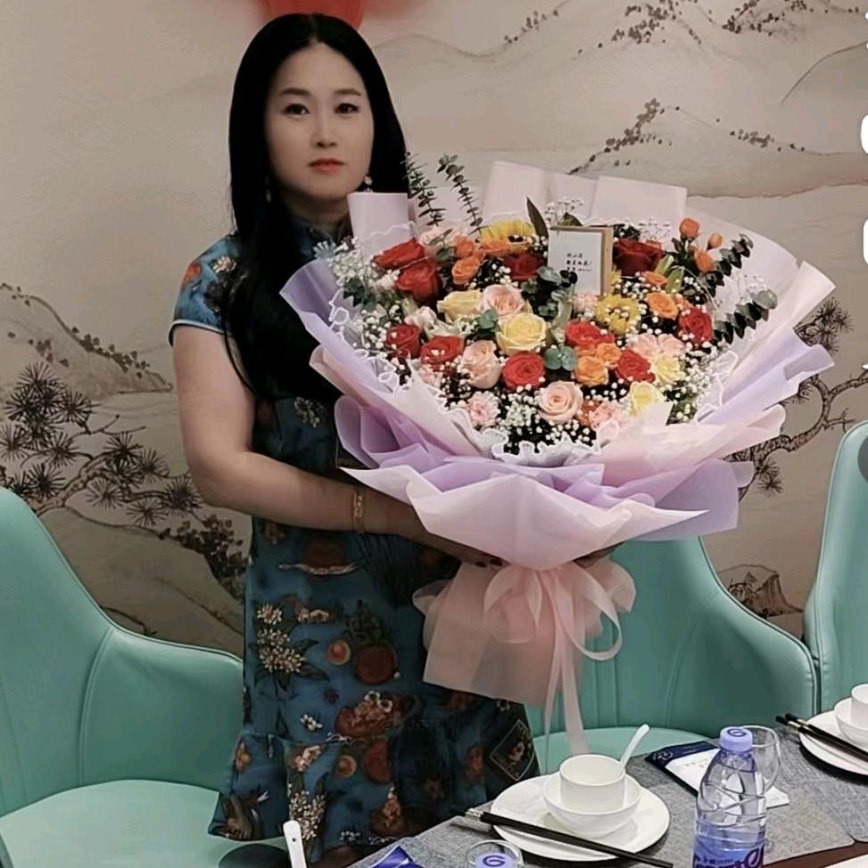 莉莉公主👸👸👸