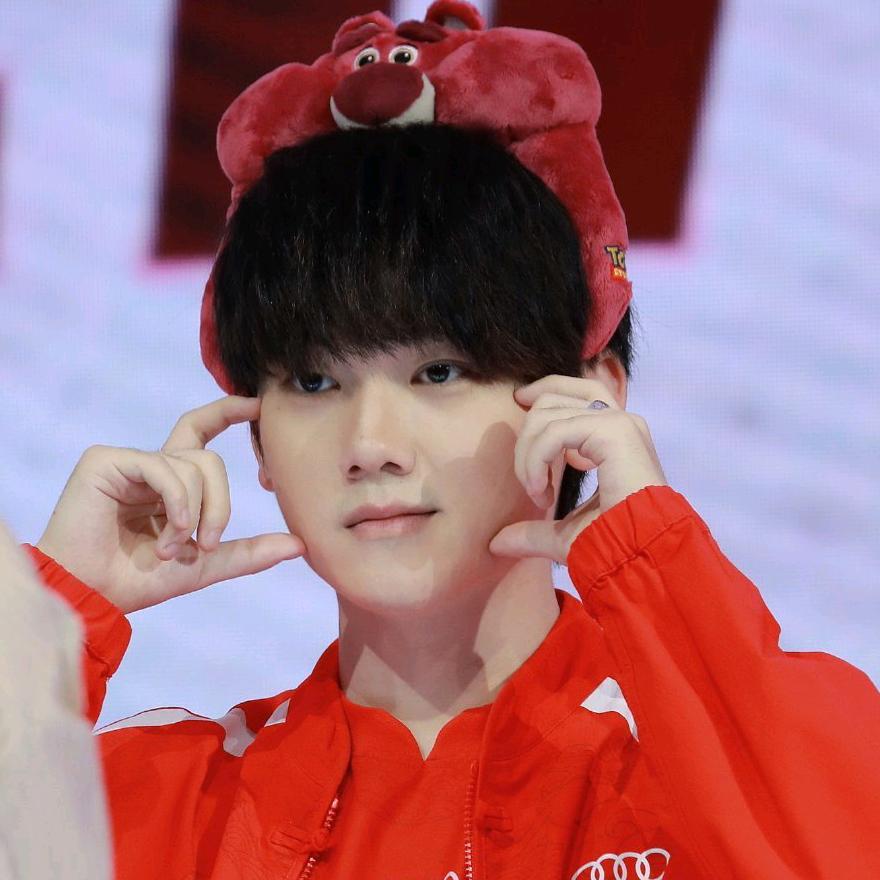 JackeyLove的第二杯半价💕
