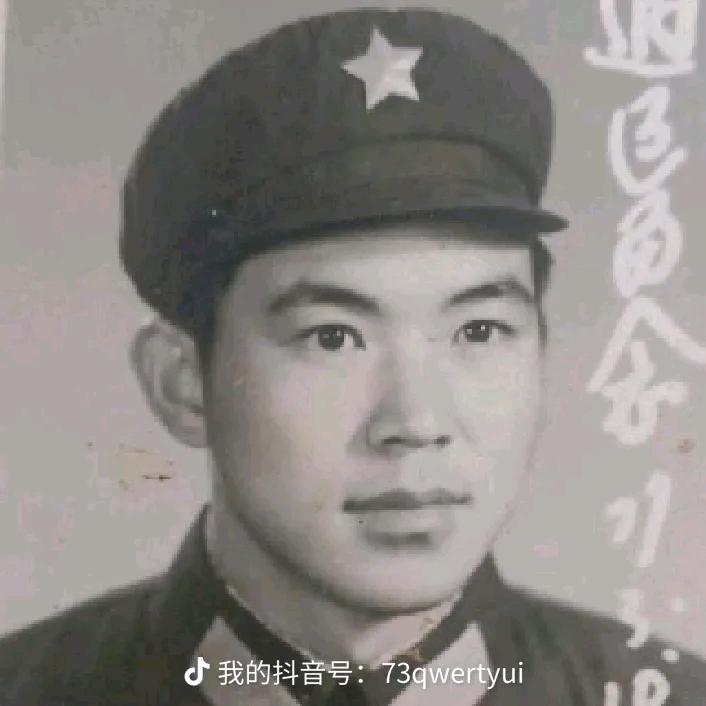 袁开成。老兵，欢迎粉丝朋友，共同