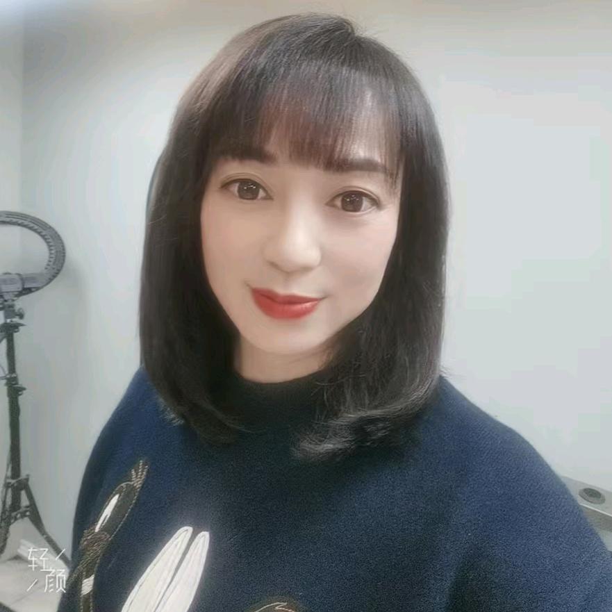 松桃雪歌女装店