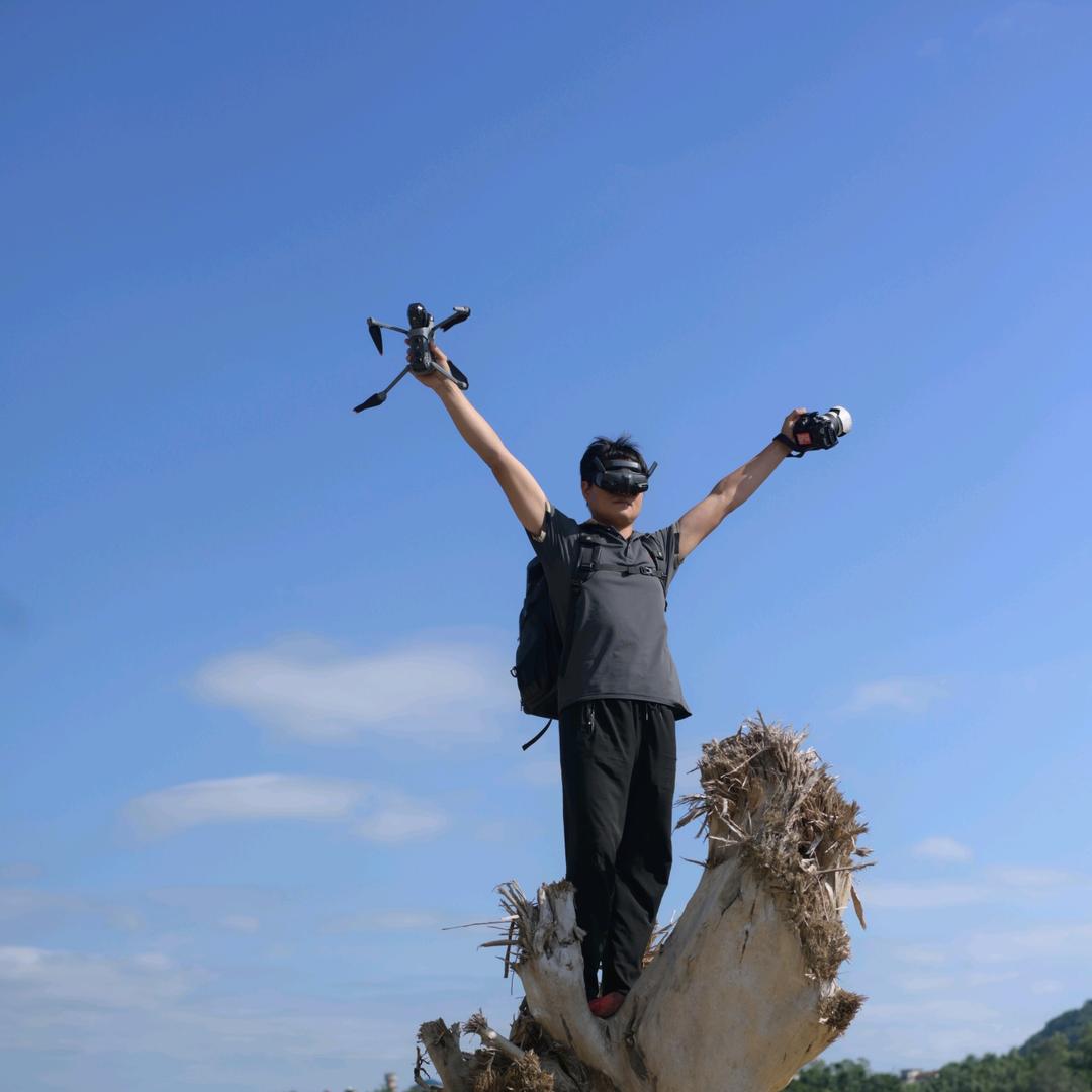 大表哥开灰机📸（主页新号关注）