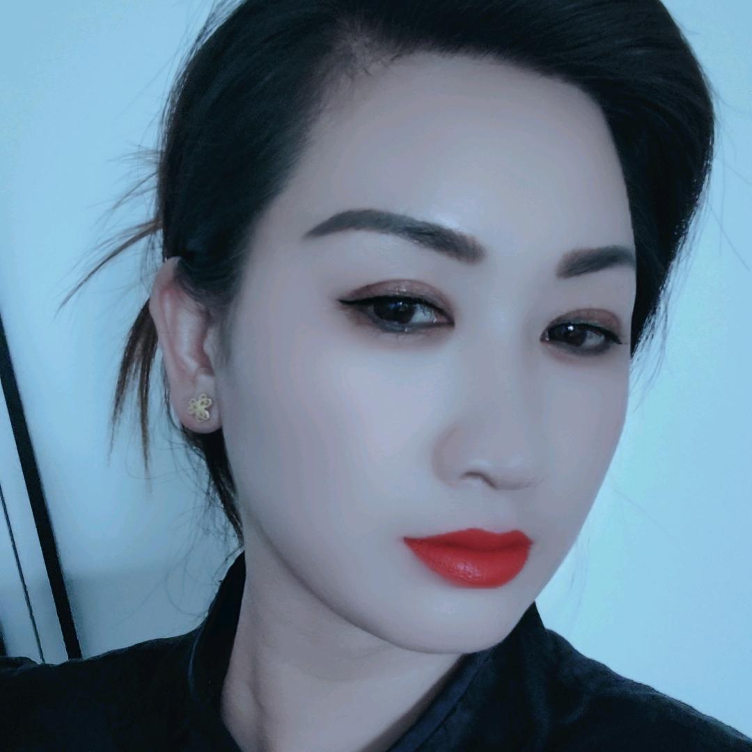 优雅女人