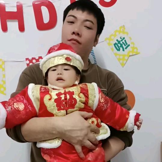李不服🇨🇳（橙橙哥）
