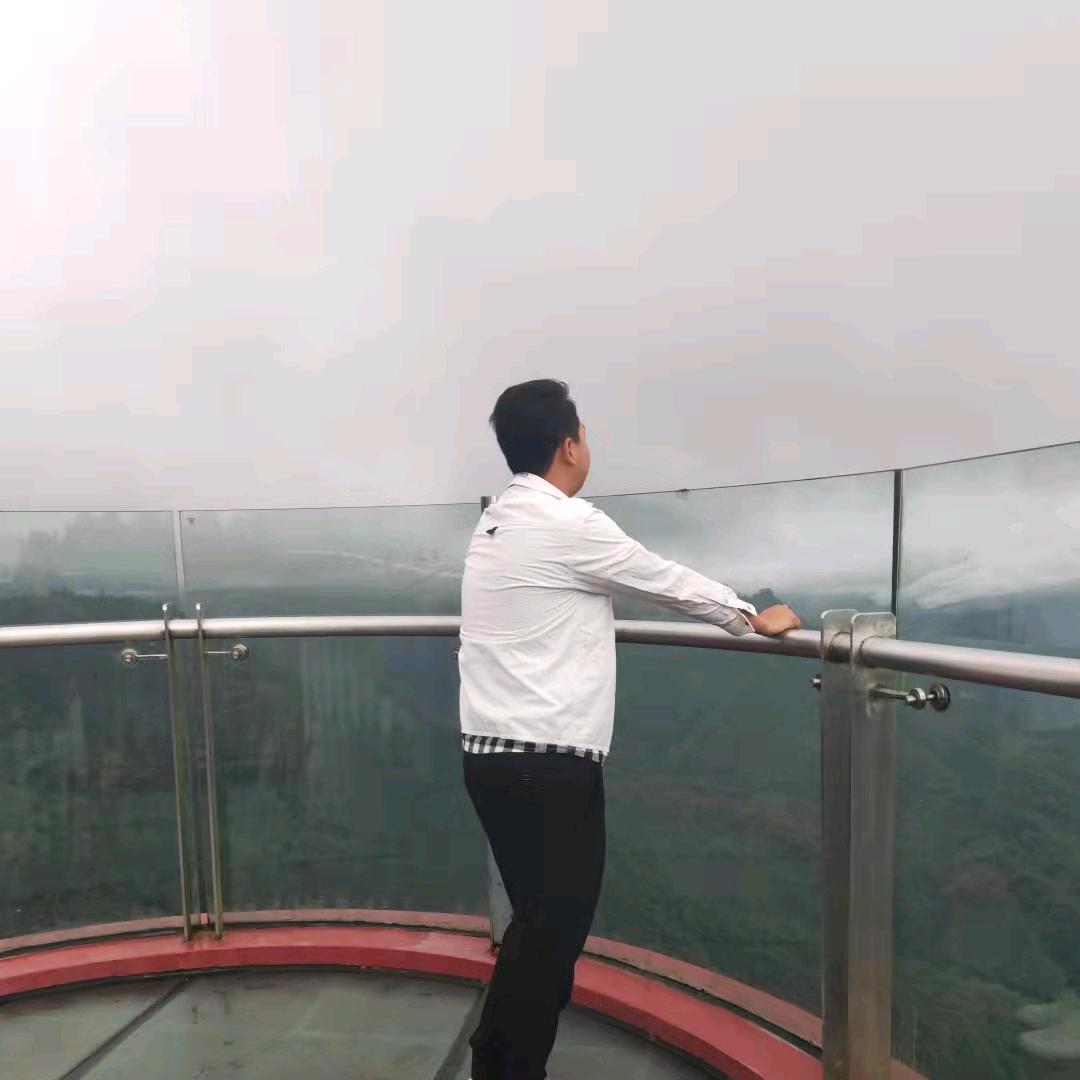 依旧。。