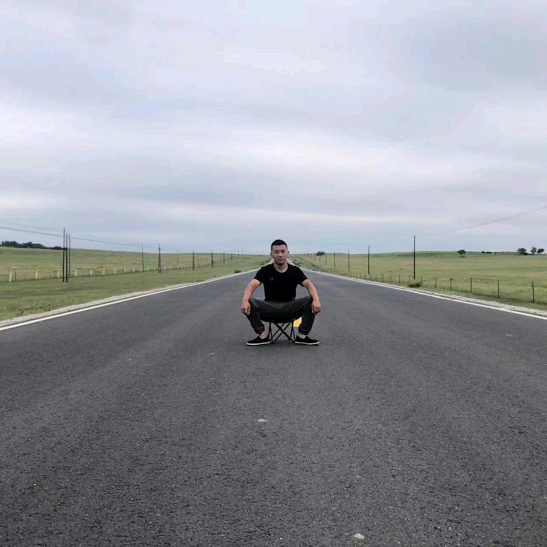 👀